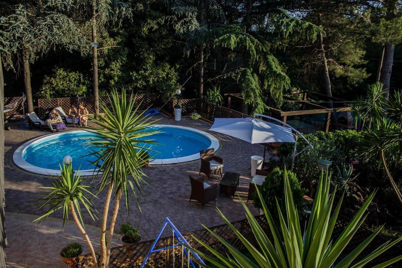 Double or Twin Room with Garden View in Mascalucia, Etna