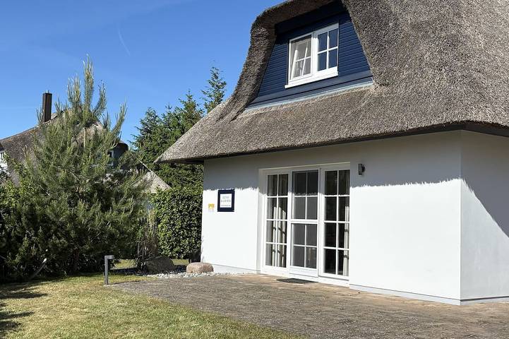 Ferienhaus für 6 Personen, mit Terrasse und Garten sowie Sauna in Zempin