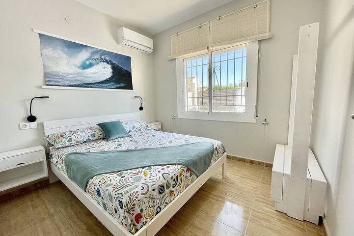 Chalet pour 12 personnes, avec jardin à L'Ametlla de Mar - 2
