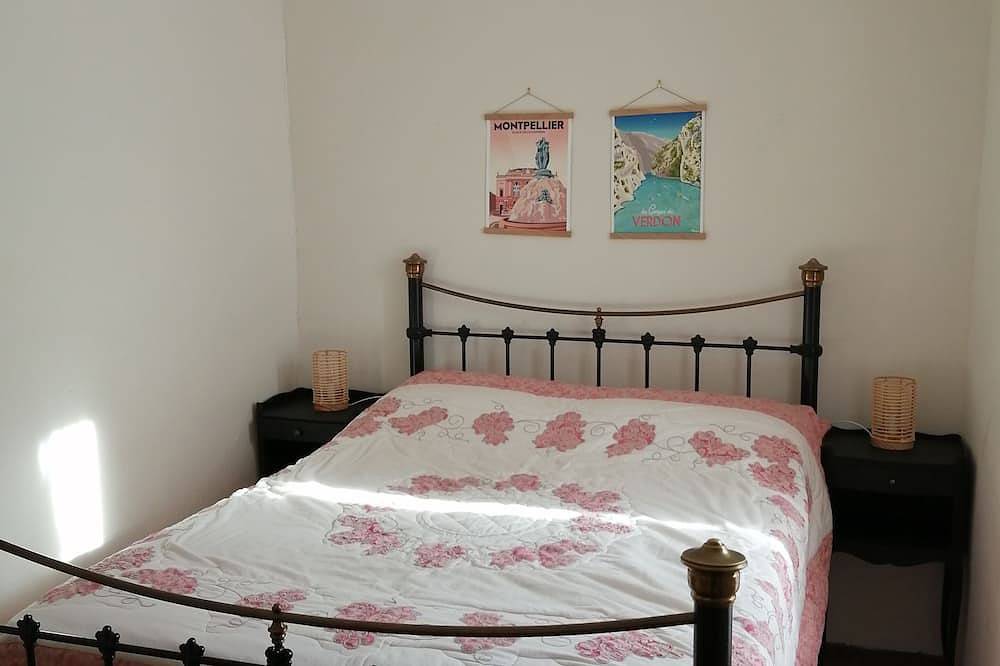 10mn from the spa, pleasant house for 6 people private swimming pool june to september in Lamalou-les-Bains, Béziers und Umgebung