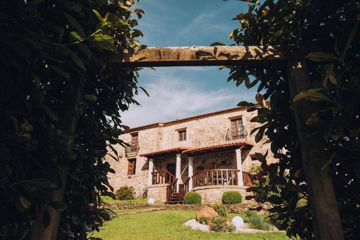Casa rural para 2 personas, con terraza y jardín en Dumbría - 2