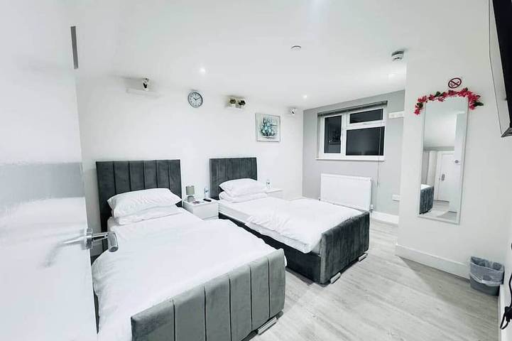 Holiday rental for 2 people, with garden in Cardiff Bay