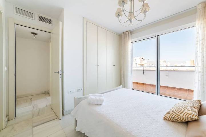 Appartamento intero, Bright  Penthouse With Sun All Day And Views Of The Sea And The Golf  Course in Playa Serena (Roquetas de Mar), Roquetas de Mar