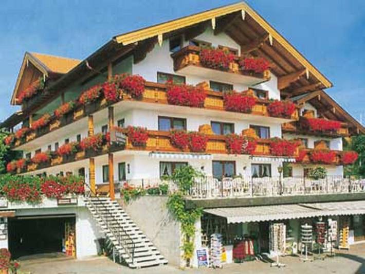 Pension, mit Terrasse am Chiemsee