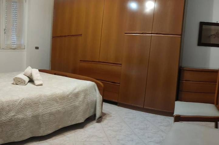 Bonito Apartamento De Dos Habitaciones A 5 Minutos Del Metro in Sesto San Giovanni, Provincia de Milan