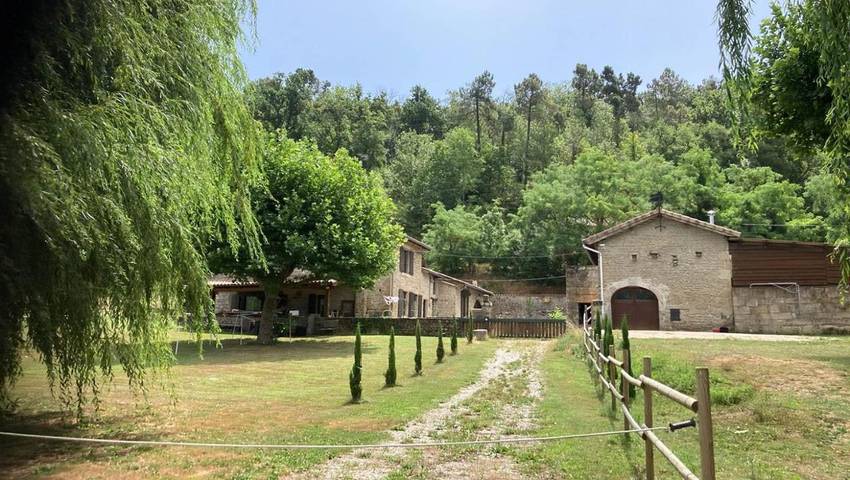 Maison d’hôte pour 6 personnes, avec Jacuzzi ainsi que Jardin et Vue