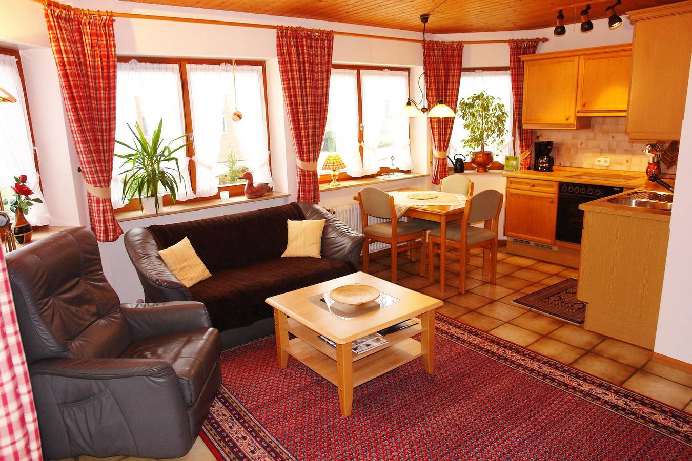 Ganze Wohnung, Apartment 'Puppenstübchen - Whg 3' mit privater Terrasse, privatem Garten und Wlan in Seelbach, Mittlerer Schwarzwald