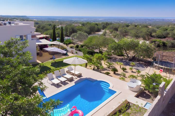 Vakantiehuis voor 10 personen, met Balkon en Tuin in Faro