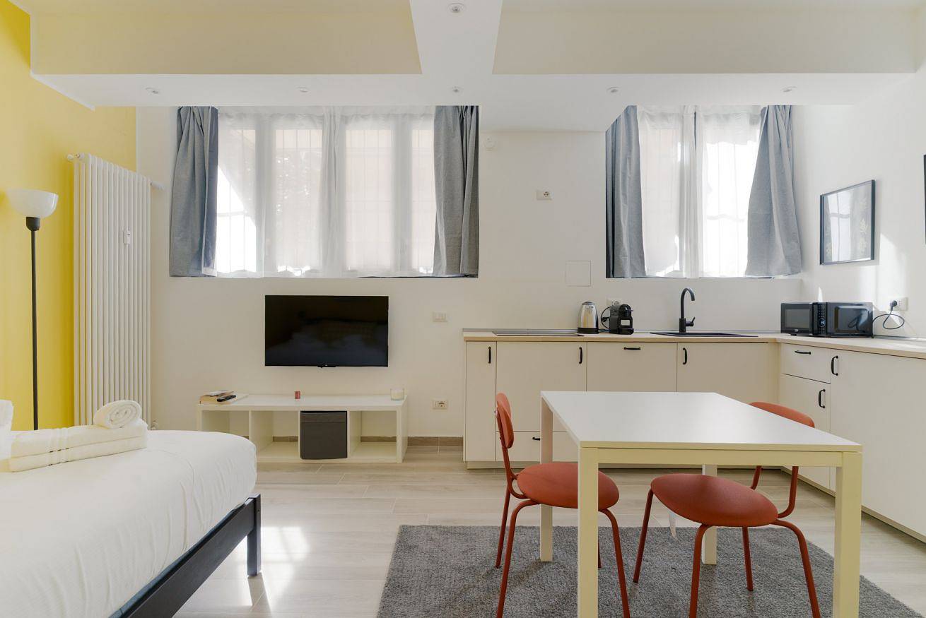Entire apartment, Cosy Studio Apt Milano- Bande Nere M1 in Milan, Milan Province