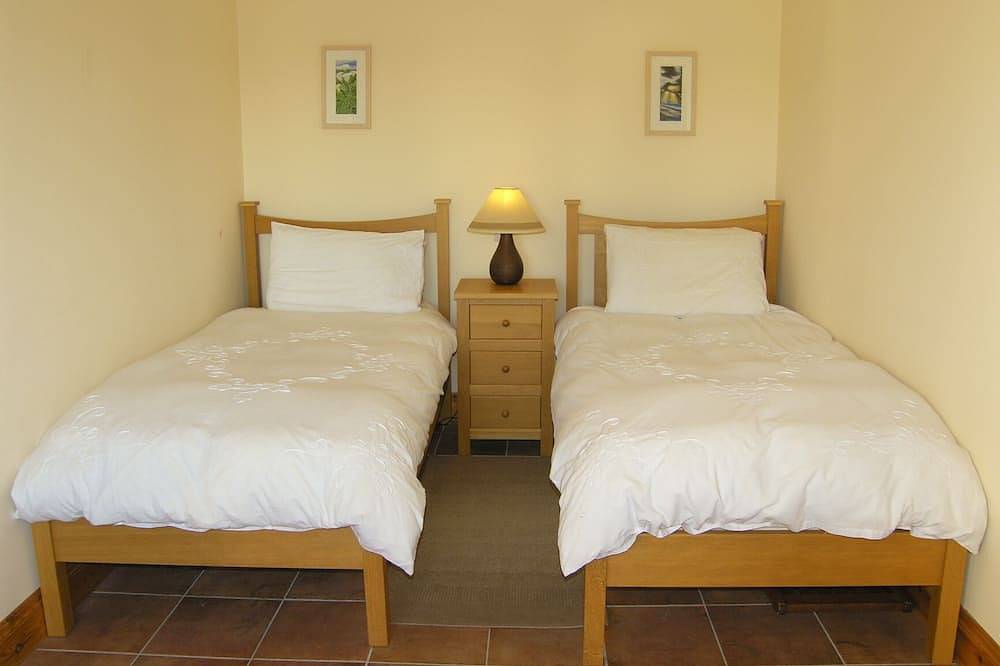 Neues Ferienhaus neben Golfplatz auf der Halbinsel Dingle, Atlantikblick in Dunurlin ED, Dingle Halbinsel