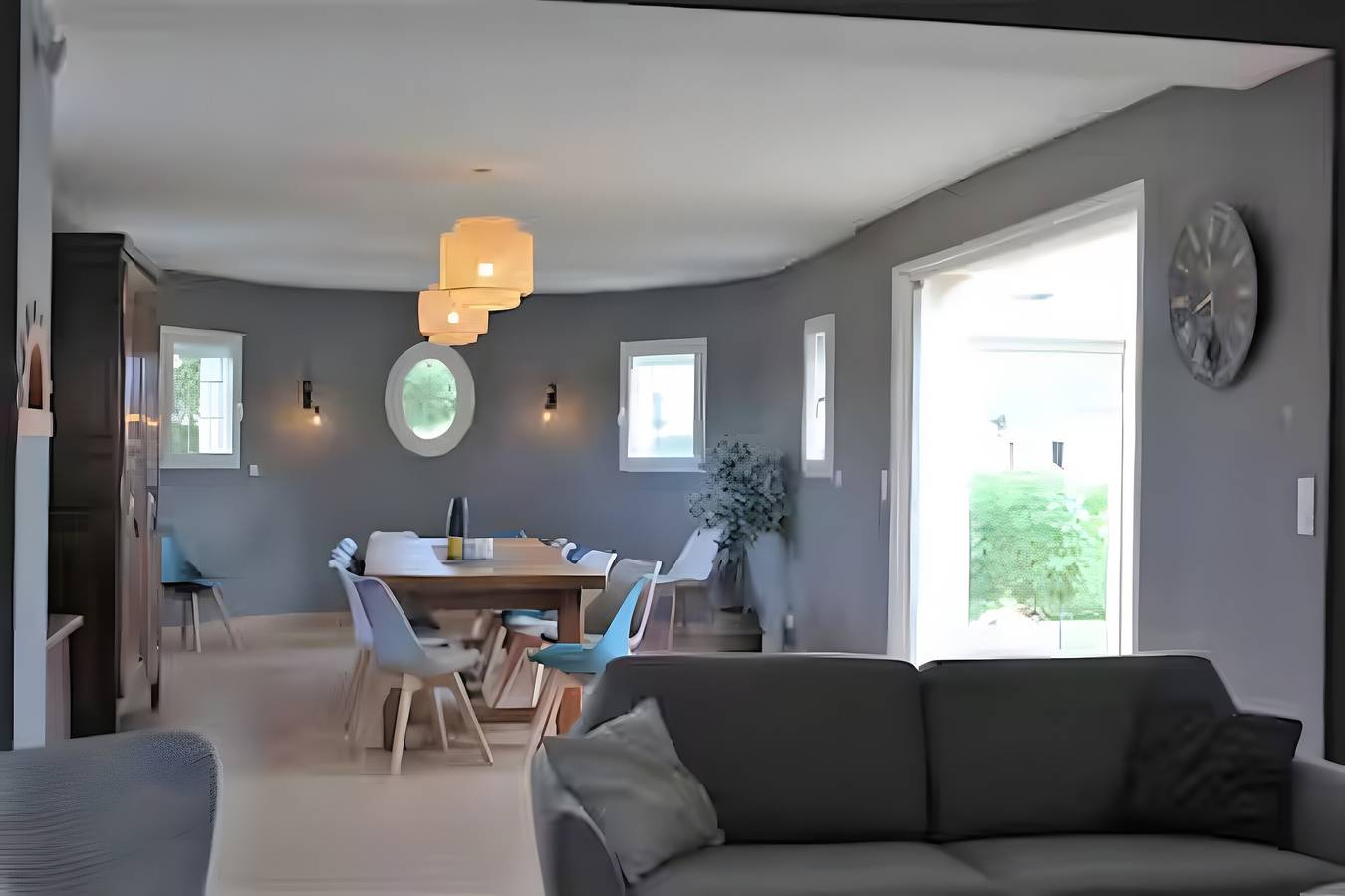 Holiday Home 'L'Escale Des Copains' with Private Pool, Private Terrace and Wi-Fi in Cormeray, Blois region