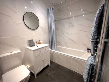 Holiday Apartment for 5 People in Llandudno, Conwy region, Photo 3