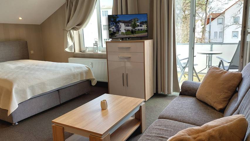 Apartamento vacacional entero, Apartamento de vacaciones para 2 personas con balcón in Ostseebad Binz, Binz
