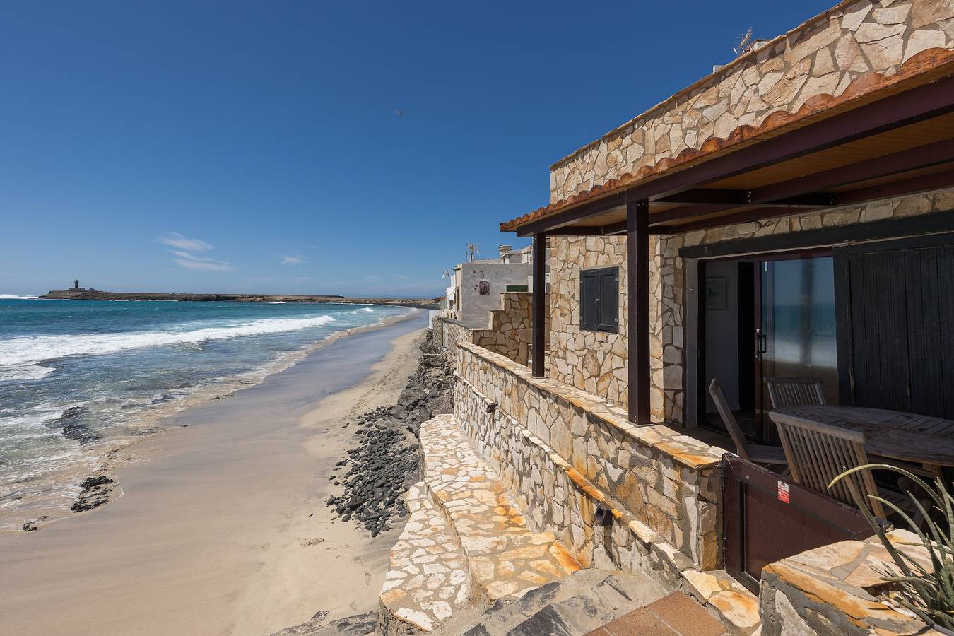 Vakantiehuis 'Casa Nostra' met Uitzicht op Zee, Terras & Wifi in Pájara, Fuerteventura