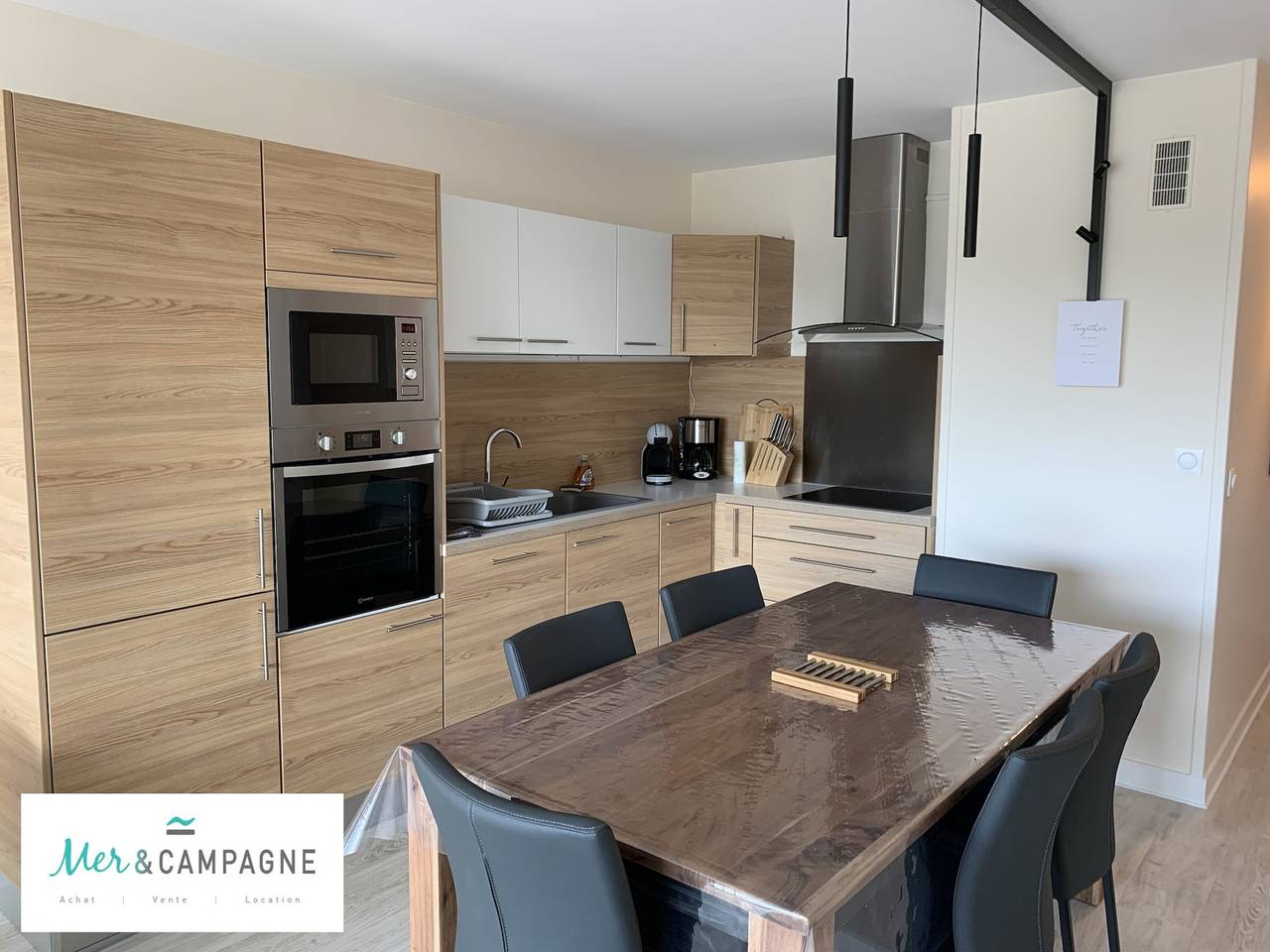 Ganze Wohnung, Renovierte Wohnung mit Privatgarage, Balkon und Meerblick in Fort-Mahon-Plage, Abbeville und Umgebung