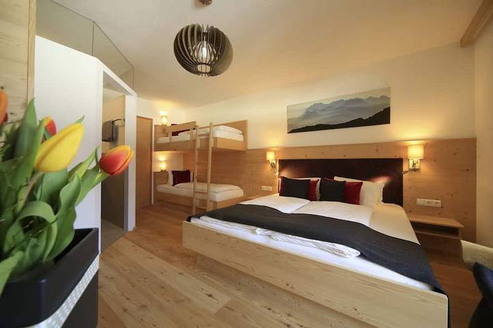 Ferienwohnung für 10 Personen, mit Balkon und Sauna sowie Garten - 1