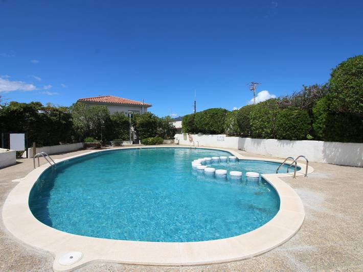 Ferienhaus für 6 Personen, mit Garten und Pool in Platja Grifeu