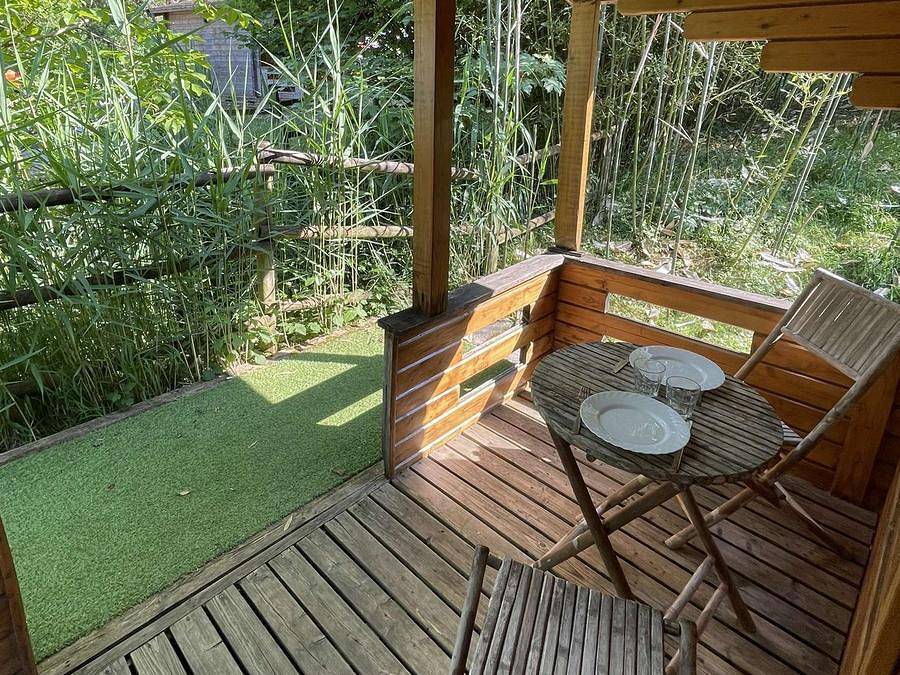 Camping Le Chanet - Chalet 2 personen - 1 Zimmer 12m² - ohne Sanitäranlagen in Ornans, Französischer Jura