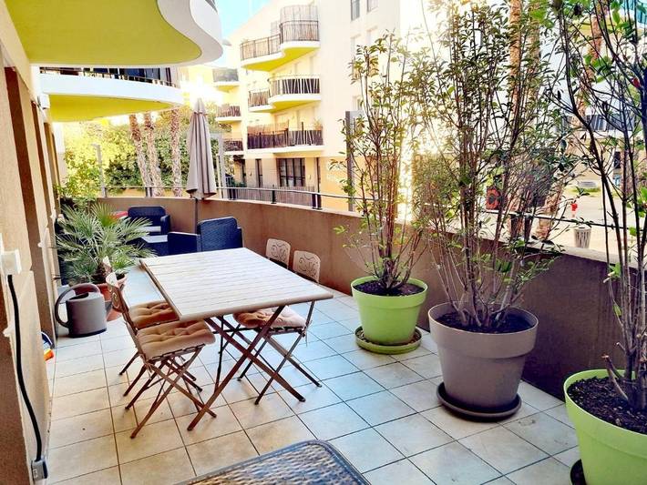 Location de vacances pour 6 personnes, avec Terrasse et Vue à Castelnau-le-Lez