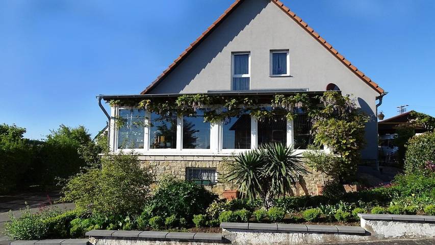 Ferienwohnung für 3 Personen, mit Terrasse und Garten - 1
