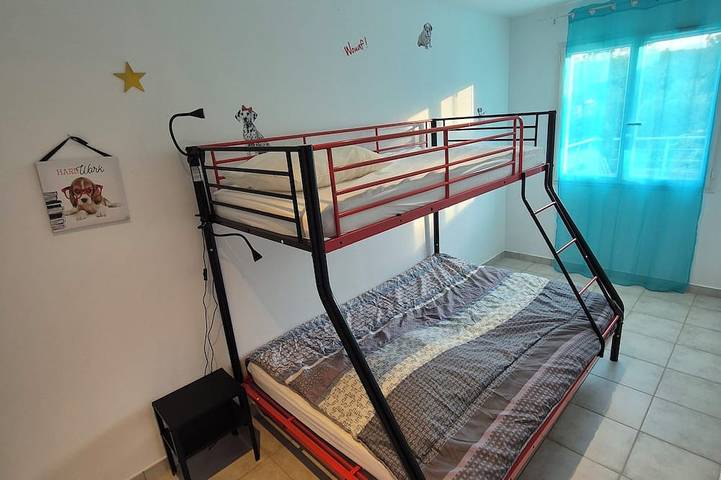 Location de vacances pour 4 personnes, avec piscine ainsi que terrasse et jardin à Payzac (Ardèche) - 4