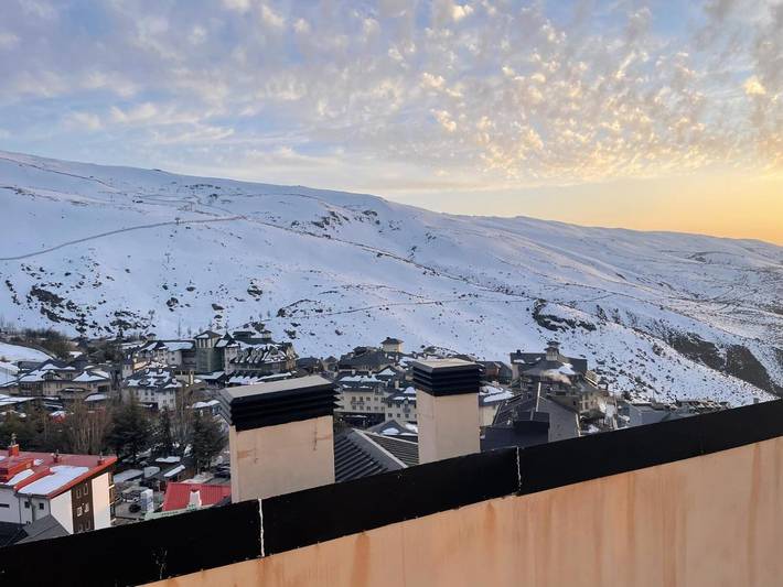 Apartamento entero, Apartment with Mountain View in Sierra Nevada Ski Resort, Monachil