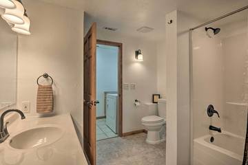 Cabin for 4 Guests in Table Rock Lake, Ozark Mountains, Picture 4
