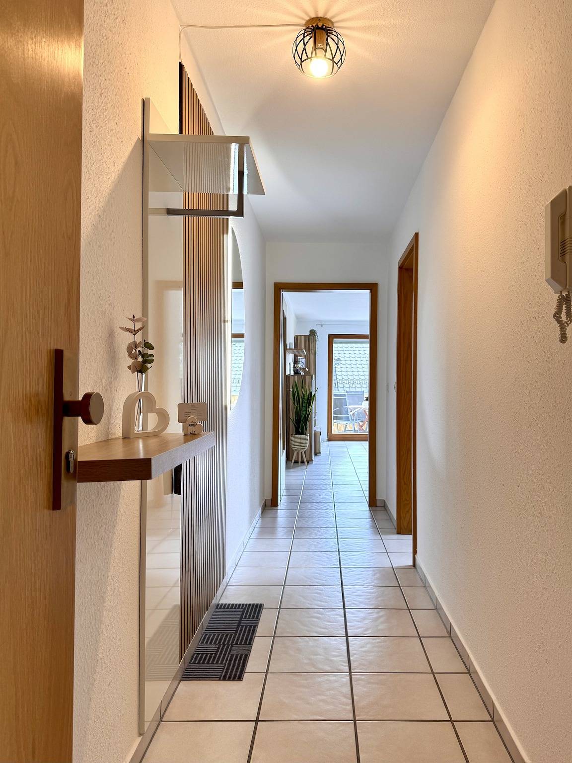 Ganze Wohnung, Boutique Apartment Lake Loft am Bodensee - hell, stilvoll, mit Hund willkommen in Markelfingen, Radolfzell am Bodensee