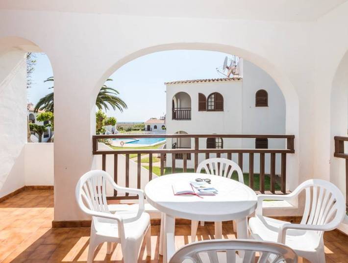 Ferienwohnung für 4 Personen, mit Balkon und Kinderpool sowie Garten auf Menorca - 4