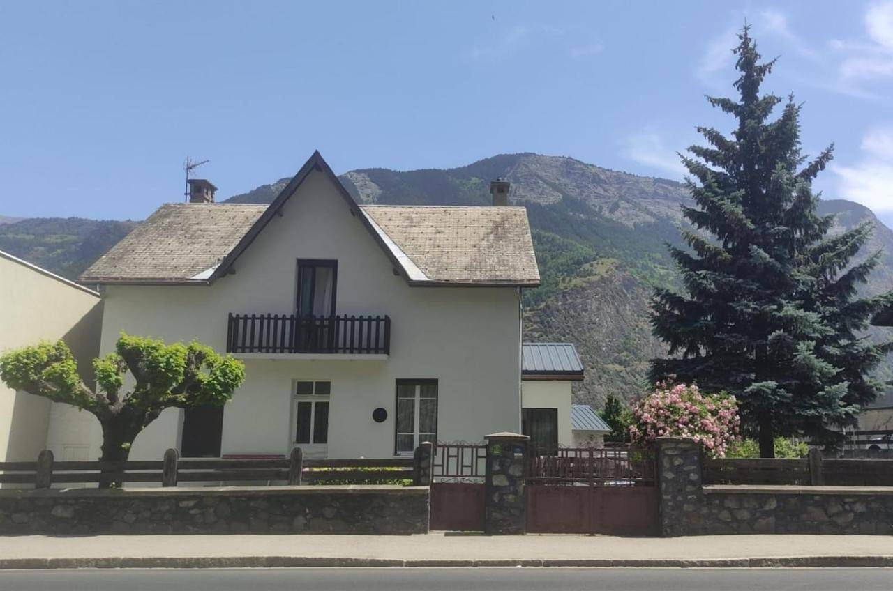 Appartement entier, La casona in Le Bourg-d'Oisans, Parc national des Écrins