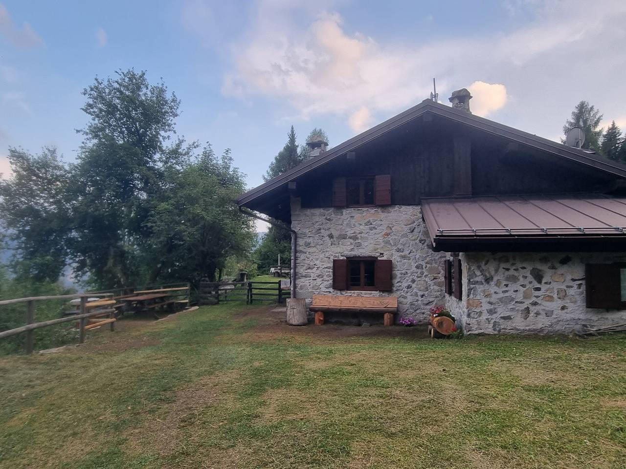 Baita 'La Baita Del Falegname' con Vista Montagna, Giardino Privato e Wi-Fi in Roncegno Terme, Valsugana