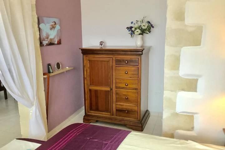 Appartement entier, Grand appartement privé dans un village grec traditionnel avec une vue imprenable. in Paidochori, Région de la Canée