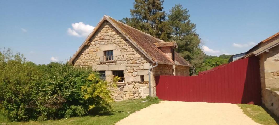 Location de vacances pour 5 personnes, avec jardin et vue à Buxières-les-Mines