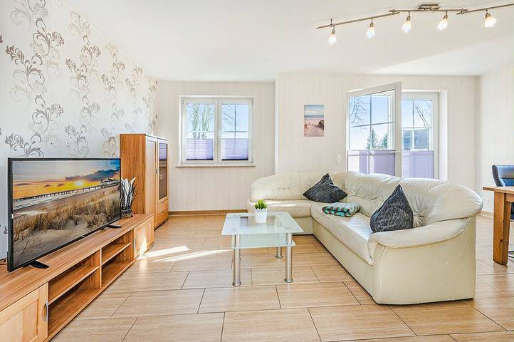Ferienhaus für 6 Personen, mit Terrasse und Garten in Dargen - 2