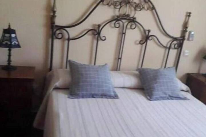 Chalet familiar con piscina privada cerca de Puy du Fou Toledo in El Casar de Escalona, Provincia de Toledo