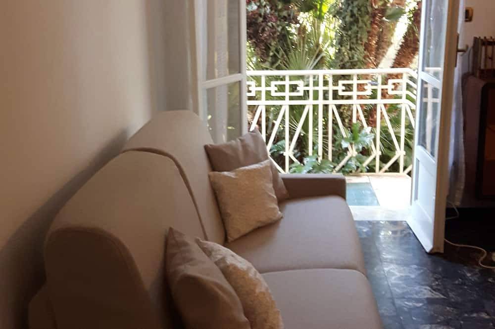 Appartamento intero, Relax Al Mare - Bike & Beach (citra )cin It008059C2Ypsjdi20 in Taggia, Riviera di Ponente