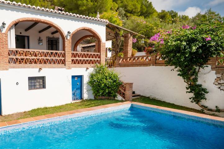 Holiday rental for 4 people, with Terrace and Garden as well as Pool in Frigiliana