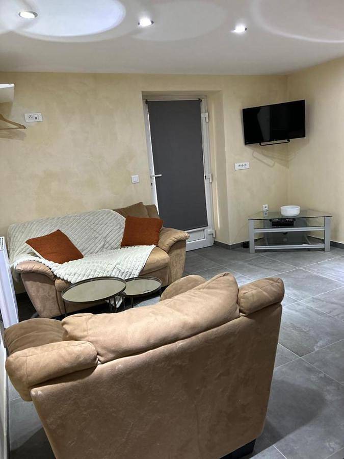 Gîte pour 2 personnes, avec Terrasse à Biesheim - 2