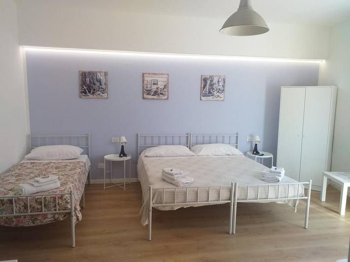 Habitación para 3 personas, con balcón - 1