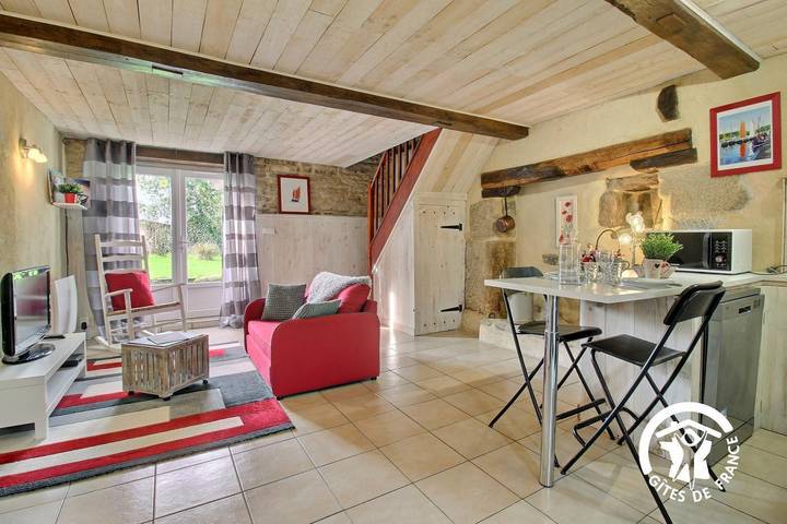 Gîte pour 2 personnes, avec jardin et terrasse