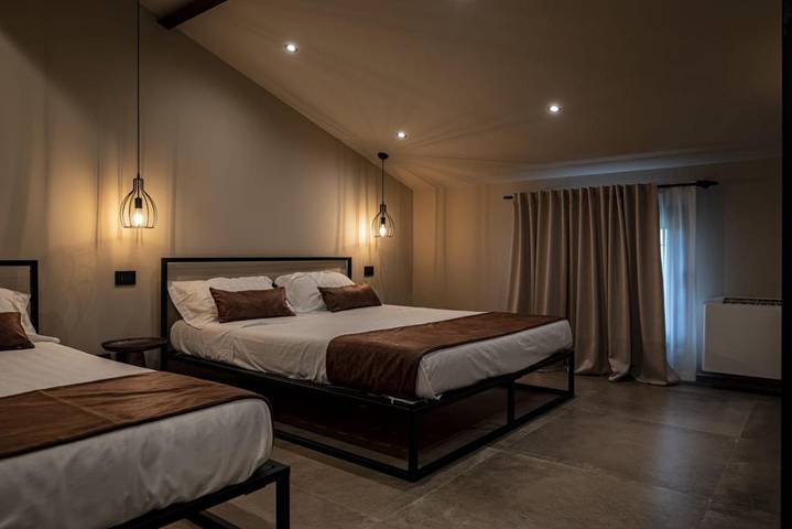 Ferienwohnung für 2 Personen, mit Pool und Garten sowie Ausblick in Castelnuovo del Garda - 2