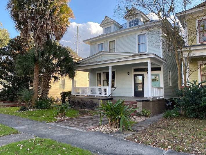 Vacation rental for 2 people in Savannah