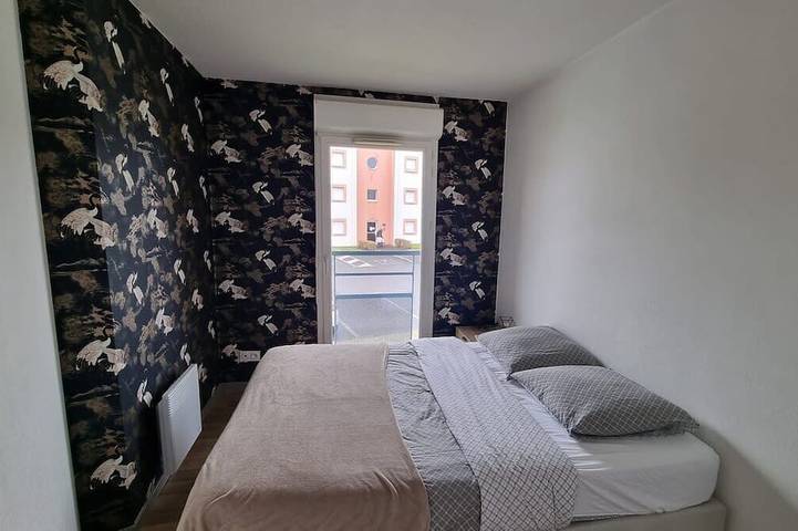 Gîte pour 2 personnes, avec jardin à Ploumagoar - 2