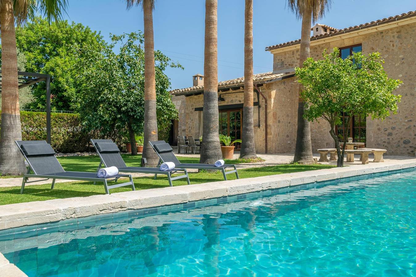 S’Hort Des Capella Verona - Traditional Majorcan house  in a beautiful natural environment Free Wifi in Selva, Majorca Center