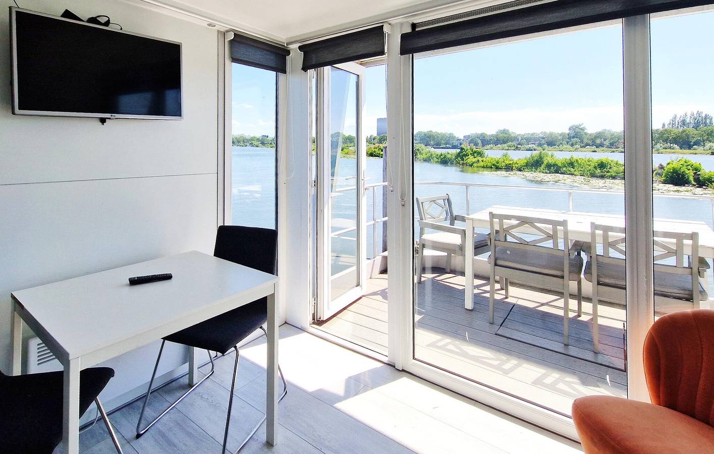 Casa galleggiante per 6 persone con terrazza in Amsterdam Oost, Costa Olandese
