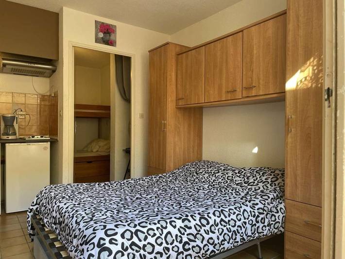 Gîte pour 4 personnes, avec Terrasse dans Plage Peyrefitte