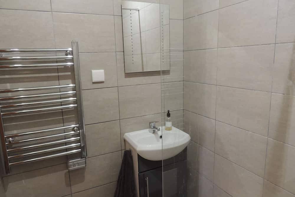 Villa isolée de 2 chambres, 2 salles de bain avec piscine privée et grand jardin isolé in Ferragudo, District de Faro