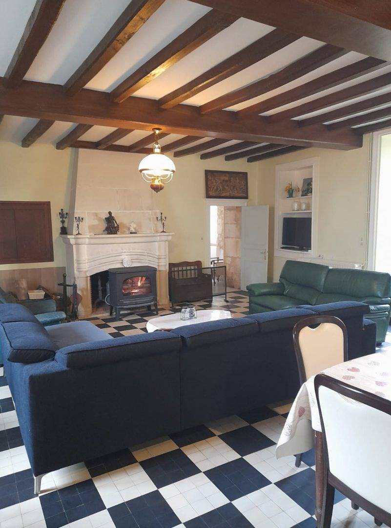 Gîte de 8 à 14 personnes in Mainzac, Parc naturel régional Périgord-Limousin