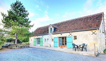 Gîte pour 10 personnes, avec jardin à Le Petit-Pressigny