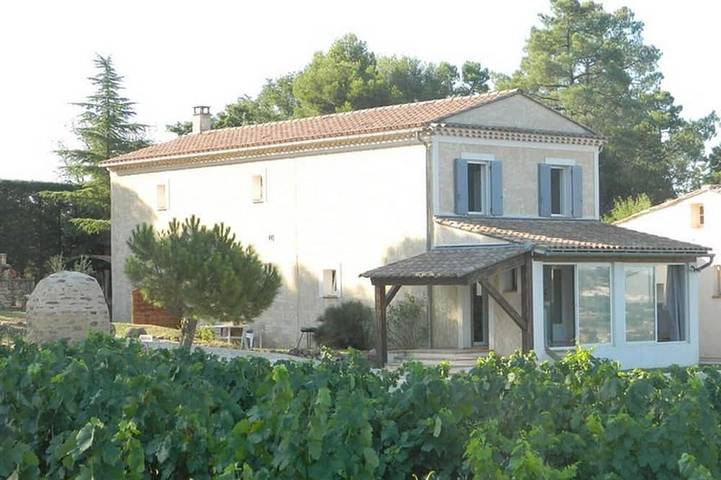 Gîte pour 4 personnes, avec Balcon et Jardin
